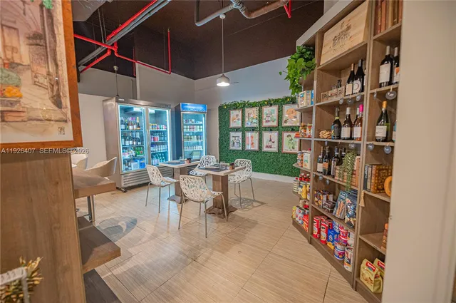 $685,000 | 10275 Collins Avenue, Unit 527, Bal Harbour, FL 33154