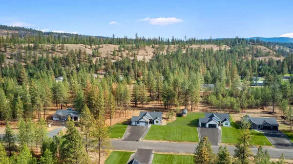 $679,900 | 6563 Kate Drive, Nine Mile Falls, WA 99026