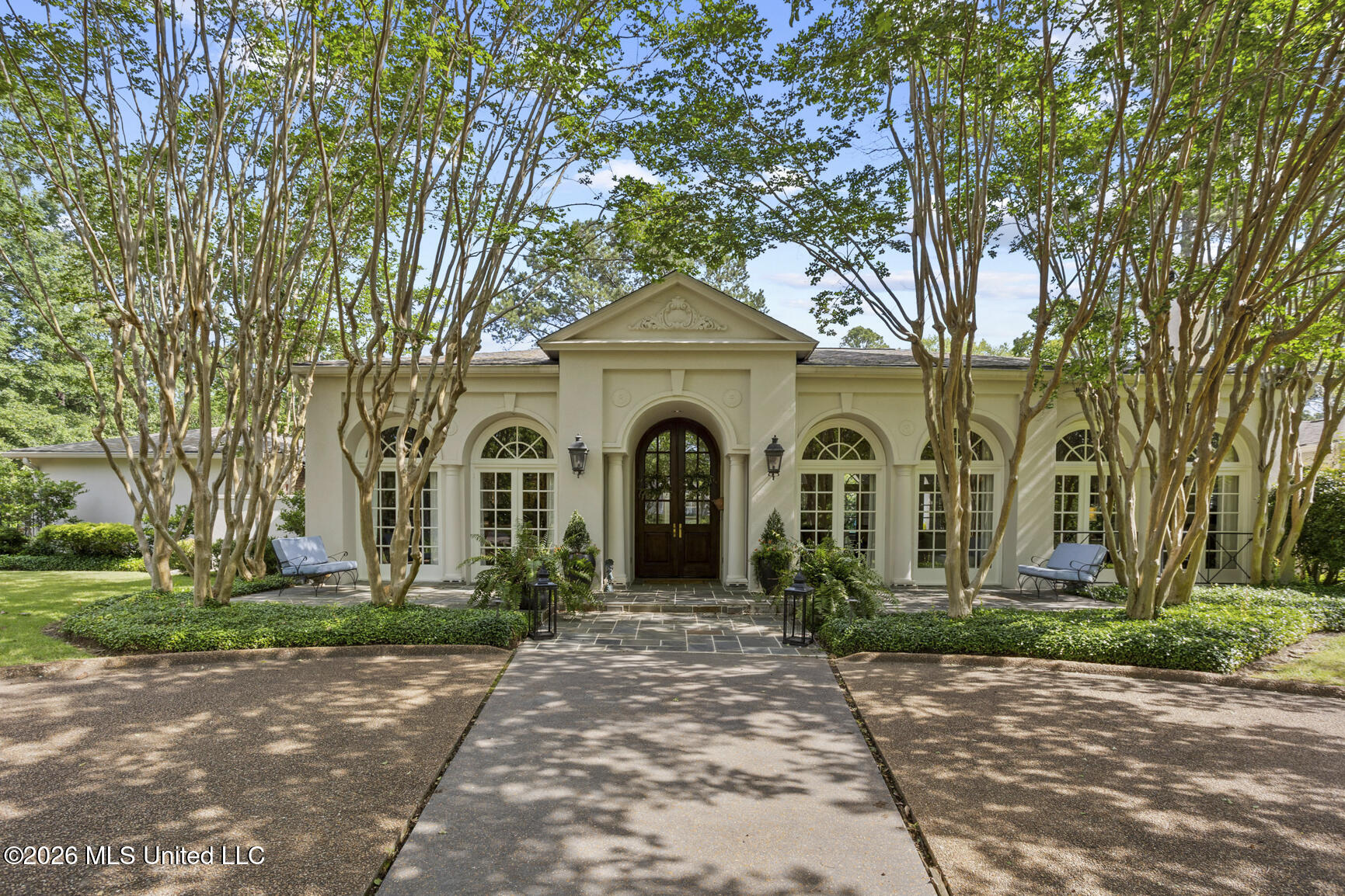 2086 Culleywood Road Jackson, MS 39211 - Photo 5 of 79 2086 Culleywood-4