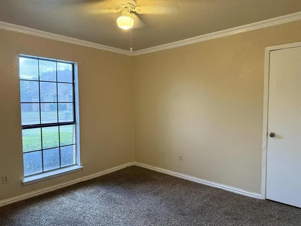 $1,855 | 405 Amber Lane, DeSoto, TX 75115