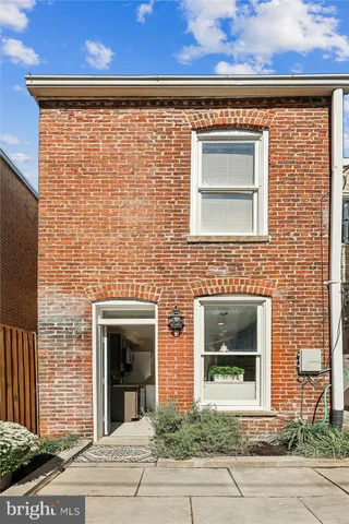 $799,900 | 629 Acker Place Northeast, Washington, DC 20002