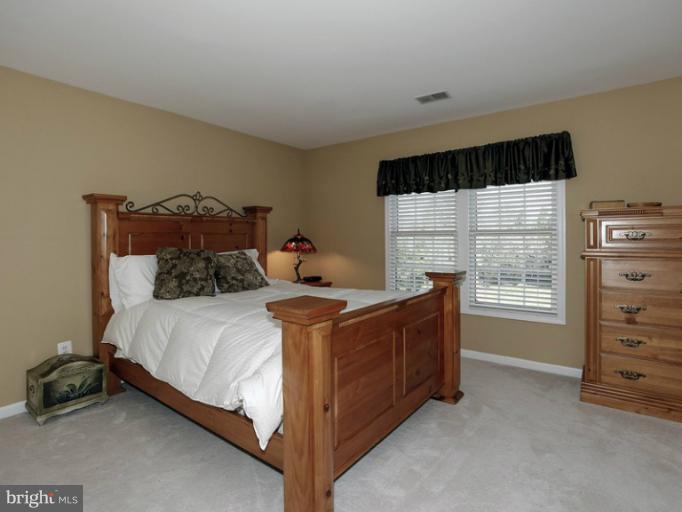 10498 Dunn Meadow Road Vienna, VA 22182 - Photo 21 of 30 Bedroom
