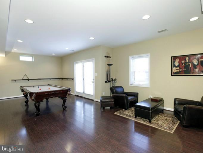 10498 Dunn Meadow Road Vienna, VA 22182 - Photo 7 of 30 Basement