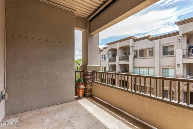 $539,000 | 5350 East Deer Valley Drive, Unit 3274, Phoenix, AZ 85054