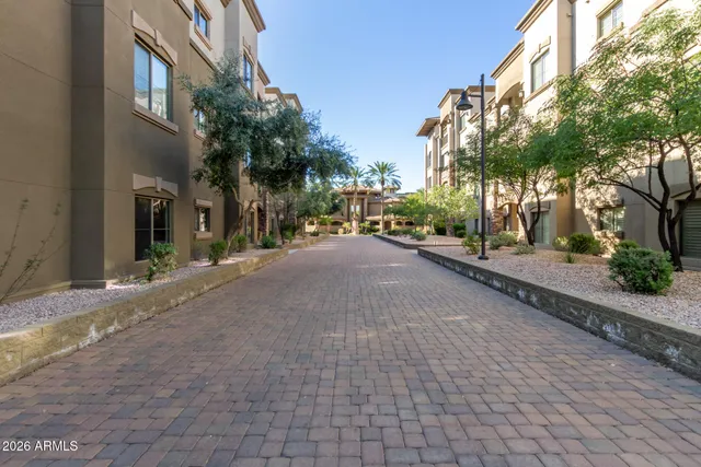 $539,000 | 5350 East Deer Valley Drive, Unit 3274, Phoenix, AZ 85054