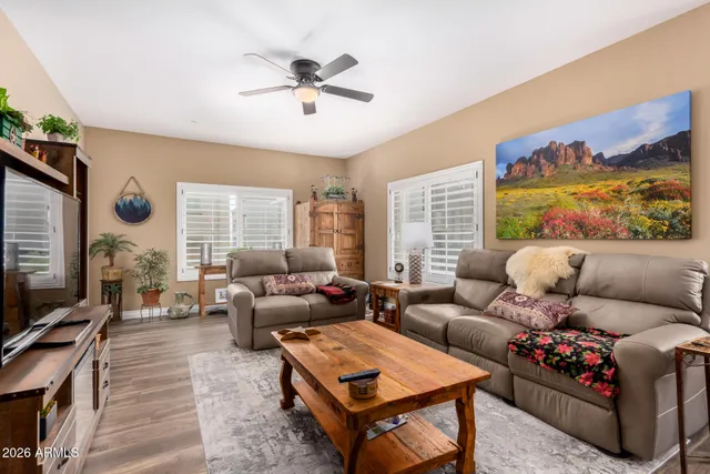 $539,000 | 5350 East Deer Valley Drive, Unit 3274, Phoenix, AZ 85054
