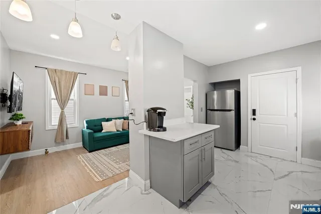 $859,000 | 20 East 31st Street, Bayonne, NJ 07002