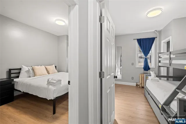 $859,000 | 20 East 31st Street, Bayonne, NJ 07002