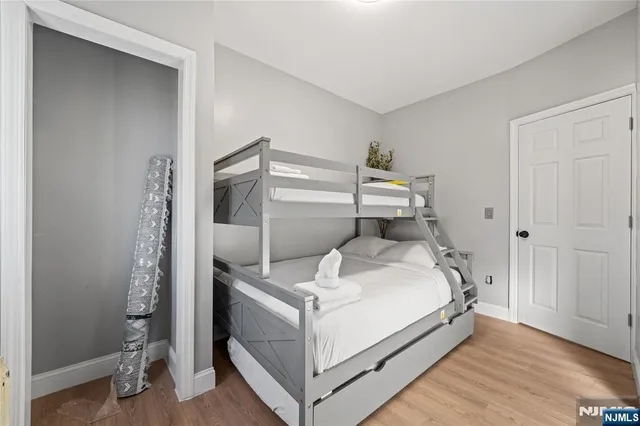 $859,000 | 20 East 31st Street, Bayonne, NJ 07002