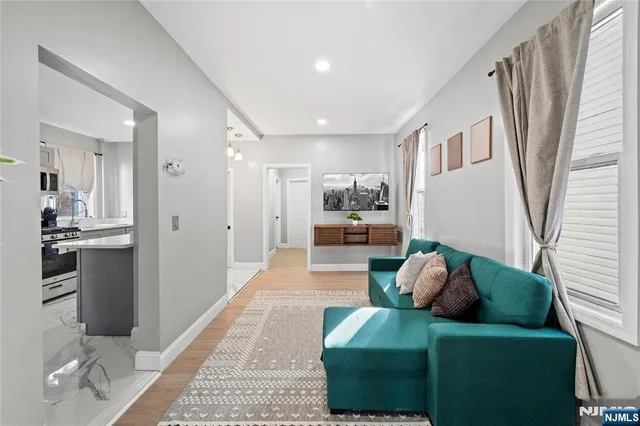 $859,000 | 20 East 31st Street, Bayonne, NJ 07002