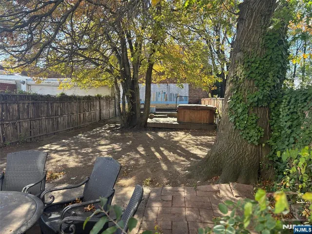 $859,000 | 20 East 31st Street, Bayonne, NJ 07002