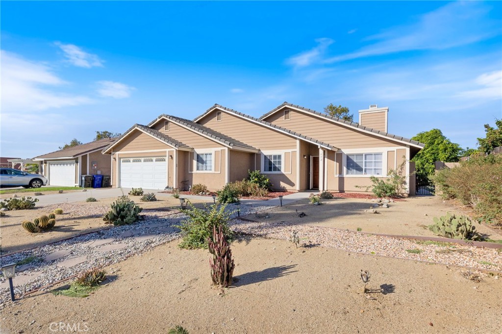 992 North Yucca Avenue Rialto, CA 92376 - Photo 1 of 1 Gallery Image 1