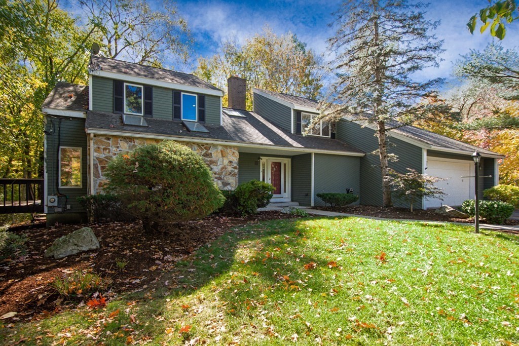 11 Cosma Road Easton, MA 02356 - Photo 1 of 37 Gallery Image 1