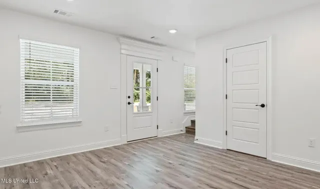 $2,000 | 1525 2nd Street, Gulfport, MS 39501