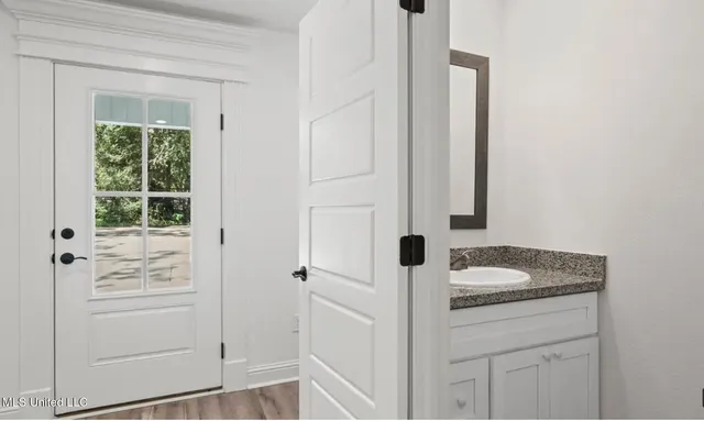 $2,000 | 1525 2nd Street, Gulfport, MS 39501