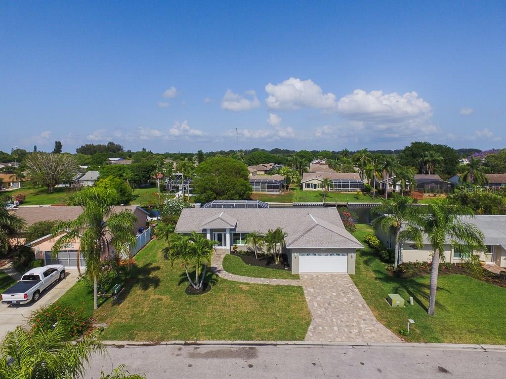 4907 Mangrove Point Road Bradenton, FL 34210 - Photo 1 of 1