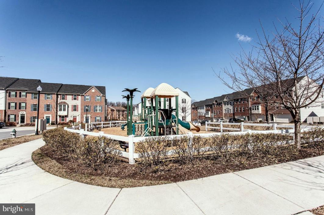 3902 Pendle Hall Lane Burtonsville, MD 20866 - Photo 18 of 25 Community Amenity