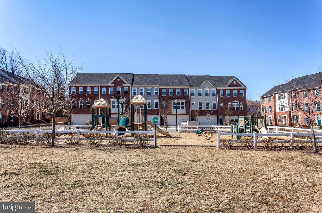 3902 Pendle Hall Lane Burtonsville, MD 20866 - Photo 19 of 25 Community Amenity