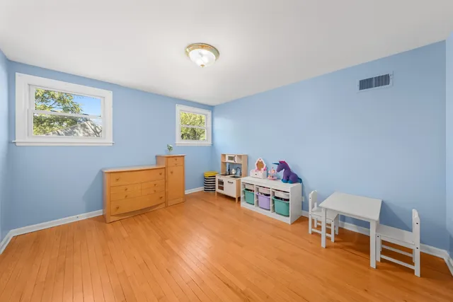 $725,000 | 25W257 Gunston Avenue, Naperville, IL 60540