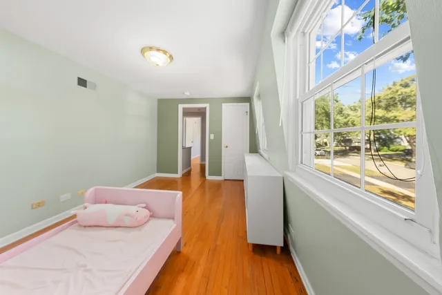 $725,000 | 25W257 Gunston Avenue, Naperville, IL 60540