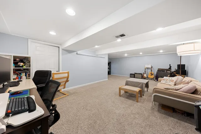 $725,000 | 25W257 Gunston Avenue, Naperville, IL 60540