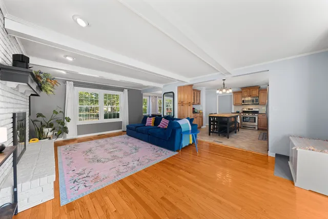 $725,000 | 25W257 Gunston Avenue, Naperville, IL 60540