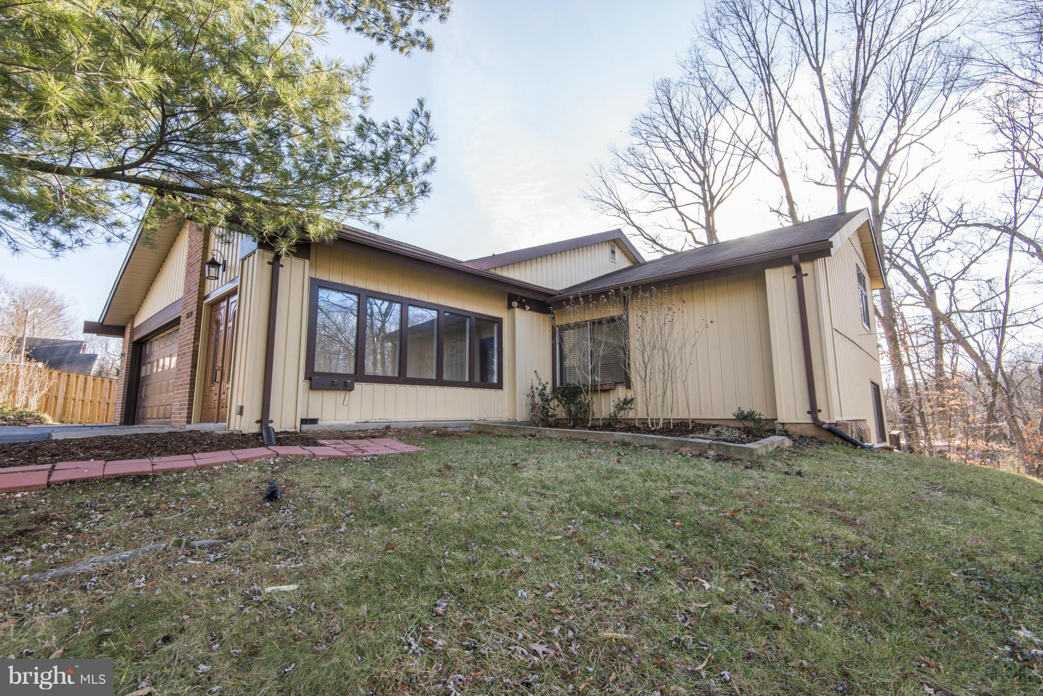 5911 Hall Street Springfield, VA 22152 - Photo 2 of 30 Modern Large House w Over Sized 2 Car Garage