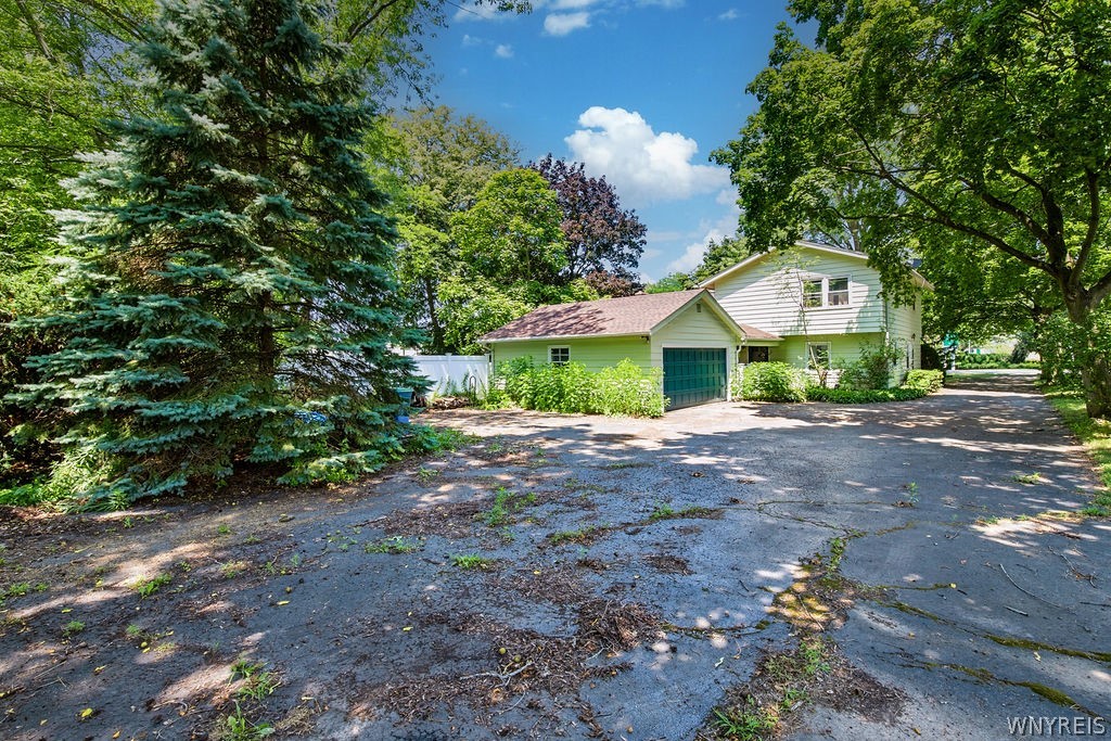 702 Ridge Road Lewiston, NY 14092 - Photo 46 of 49