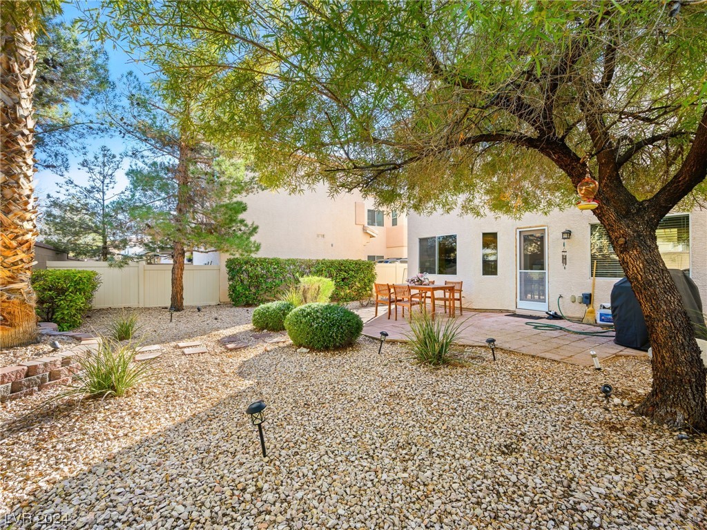 9304 Pineneedle Ridge Street Las Vegas, NV 89178 - Photo 3 of 40