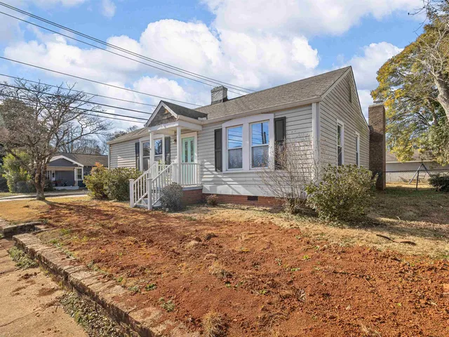 $349,000 | 201 Perry Road, Greenville, SC 29609