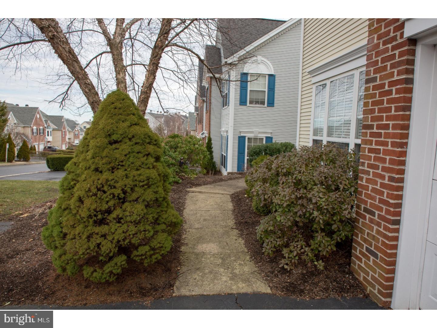 221 Valley Forge Lookout Place Wayne, PA 19087 - Photo 3 of 25 Front Yard