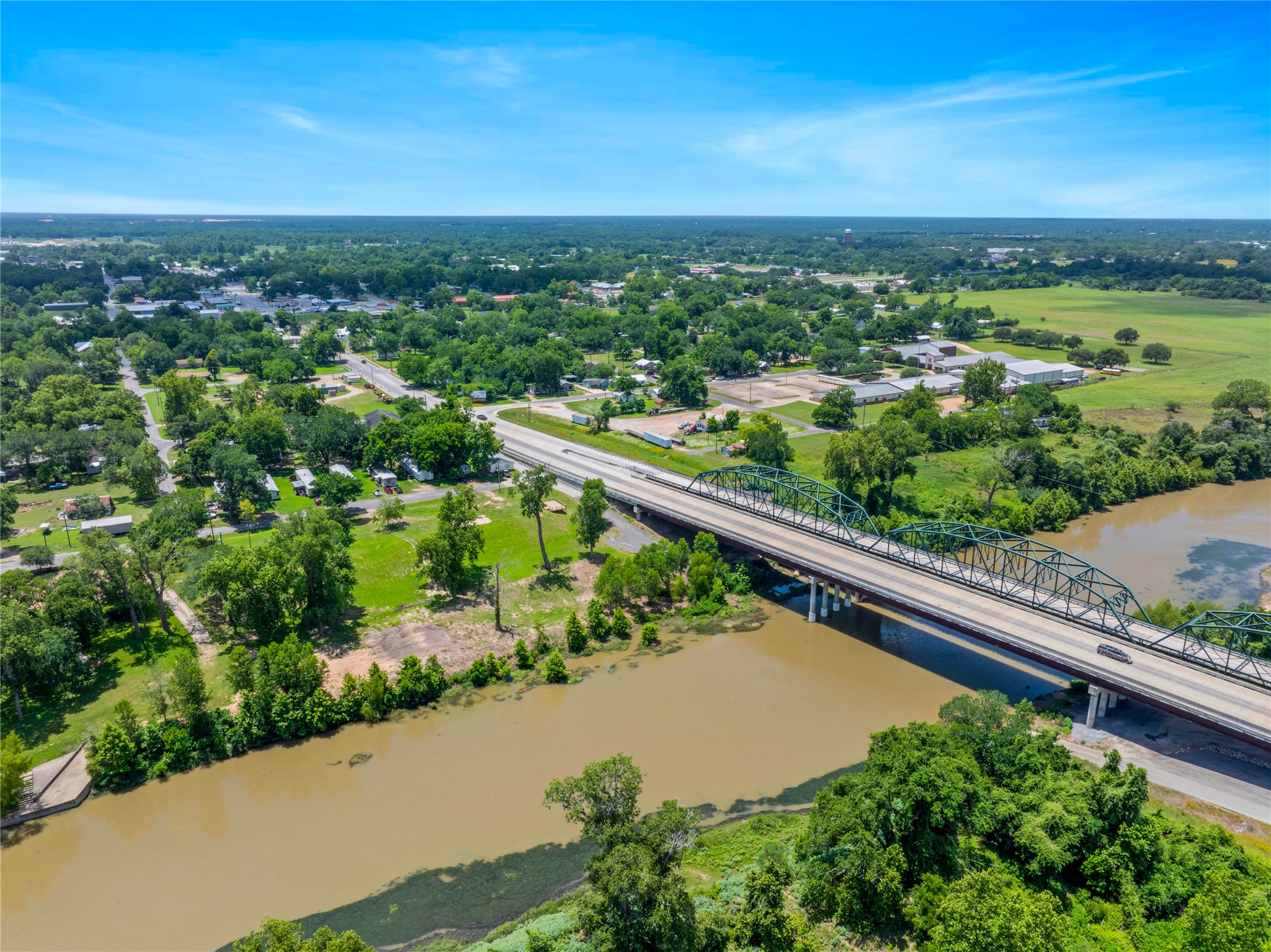 944 Robson Street Columbus, TX 78934 - Photo 7 of 26