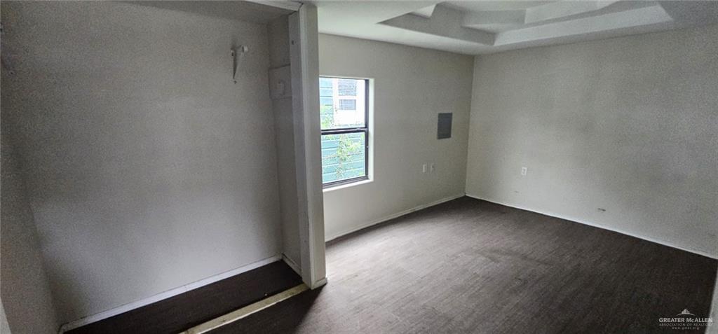 511 West Hawk Avenue, Unit A Pharr, TX 78577 - Photo 3 of 6 an empty room with windows