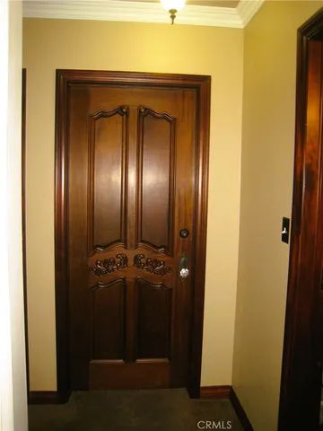 a view of a livingroom with furniture and window