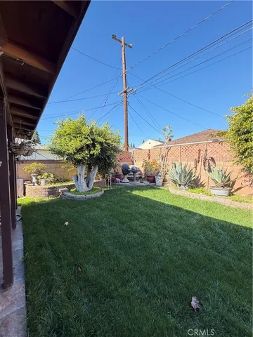 $927,000 | 5707 Bigelow Street, Lakewood, CA 90713