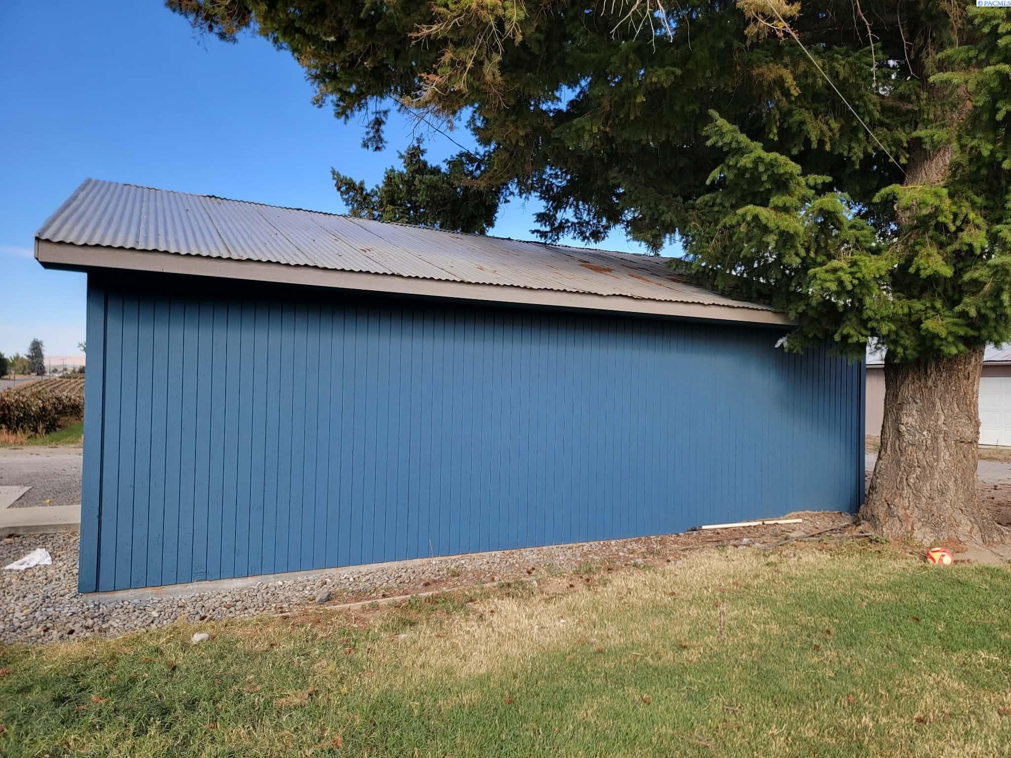 2241 Olmstead Road Grandview, WA 98930 - Photo 7 of 19 Gallery Image 7