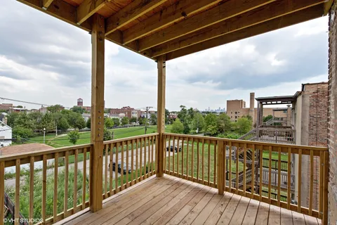 $725,000 | 3544 West Douglas Boulevard, Chicago, IL 60623