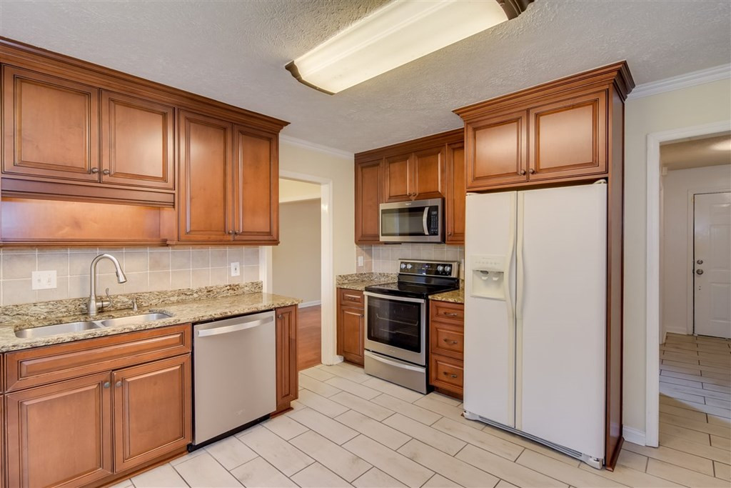 451 Bristol Road Martinez, GA 30907 - Photo 17 of 35