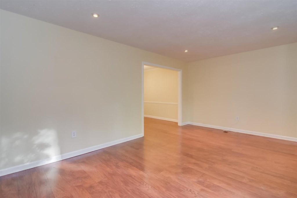 451 Bristol Road Martinez, GA 30907 - Photo 10 of 35