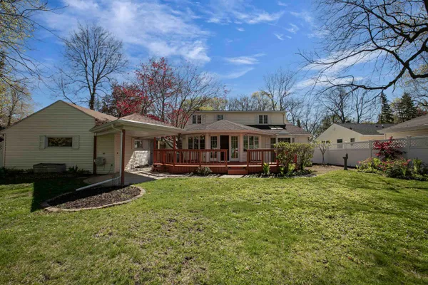 $399,900 | 2207 South Gladys Avenue, Appleton, WI 54915