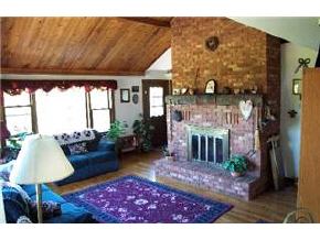 843 Gibbs Road Newport Town, VT 05857 - Photo 3 of 5 Gallery Image 3