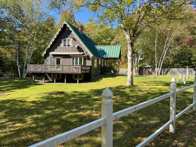 $395,000 | 52 Highway 46, Bucksport, ME 04416