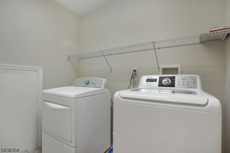 308 Rotando Way Morris Plains, NJ 07950 - Photo 24 of 28