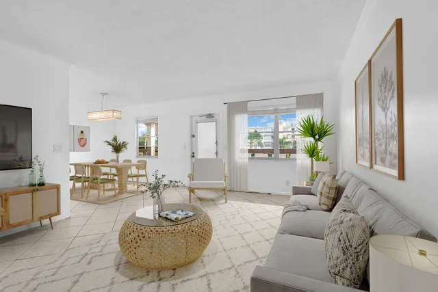 $2,000 | 2043 Cornwall C, Unit 2043, Boca Raton, FL 33434