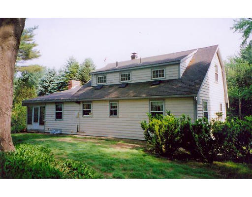 8 Pineridge Road Sudbury, MA 01776 - Photo 3 of 8 Gallery Image 3