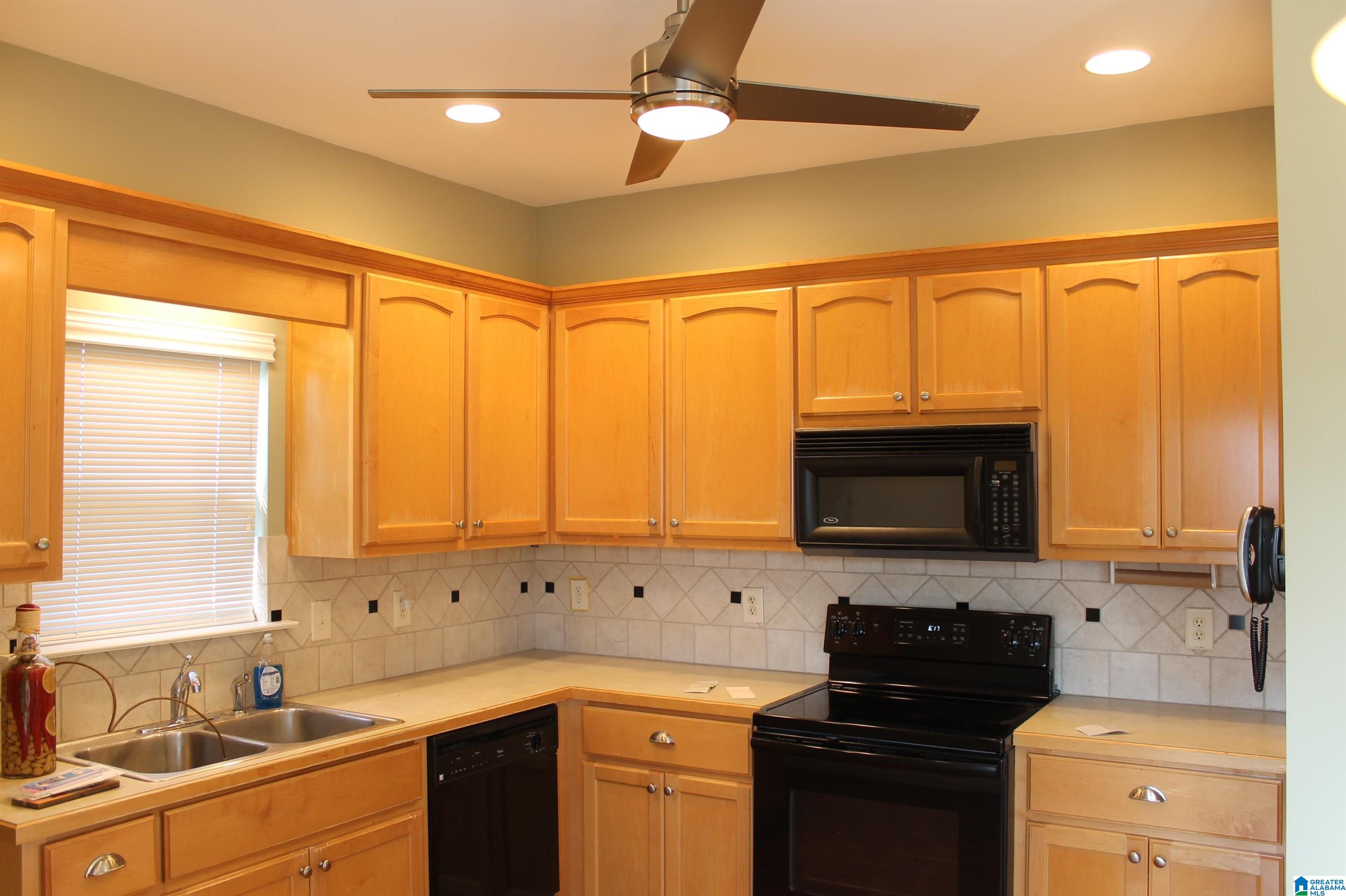 1050 Summit Ridge Way Odenville, AL 35120 - Photo 6 of 21