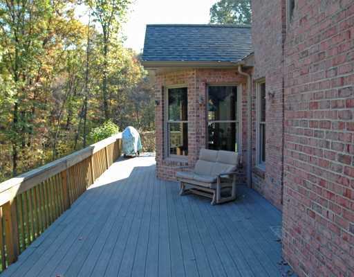 109 Barley Road Bell Acres, PA 15143 - Photo 16 of 18 Patio/Deck.