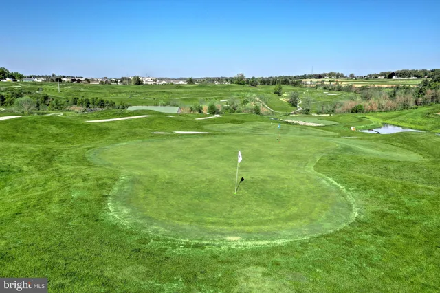 $600,295 | 2600 Alperton Drive, Unit DEVONSHIRE, York, PA 17402