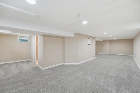 $325,000 | 13218 West 96th Street, Lenexa, KS 66215
