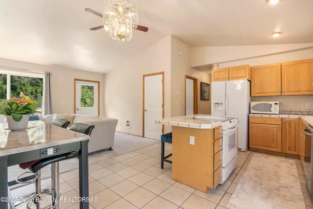 $2,495,000 | 9950 Highway 89, Jackson, WY 83001